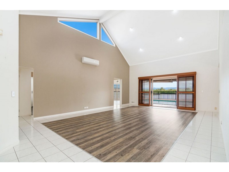 46 Tradewinds Avenue, Paradise Point QLD 4216