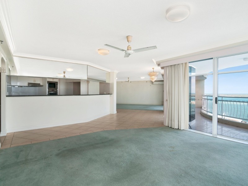 15C/5 Bayview Street, Runaway Bay QLD 4216