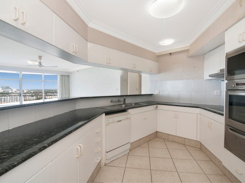 15C/5 Bayview Street, Runaway Bay QLD 4216