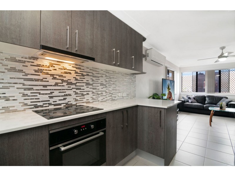 5/10 Railway Street, Southport QLD 4215
