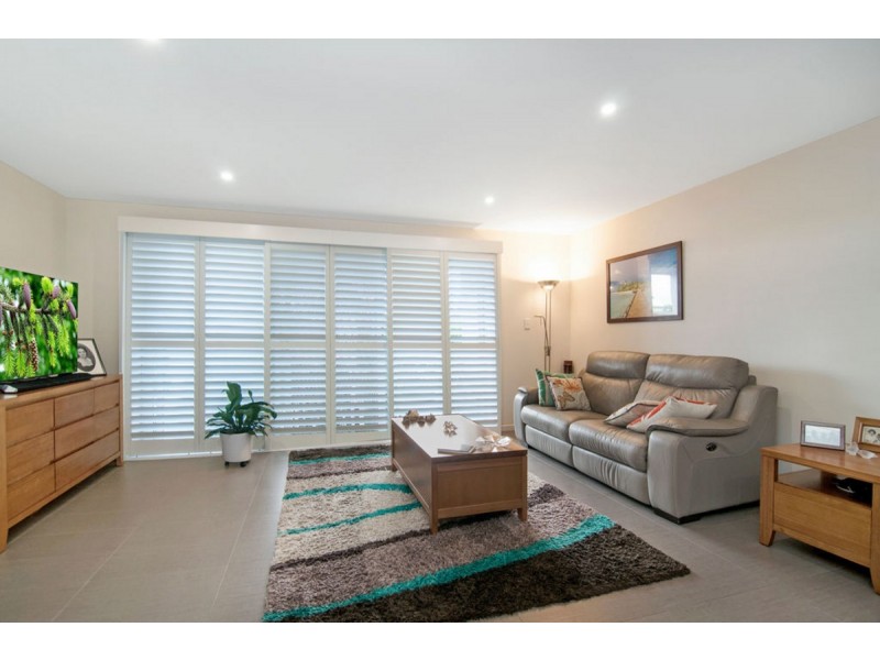 6 La Savina Drive, Coombabah QLD 4216