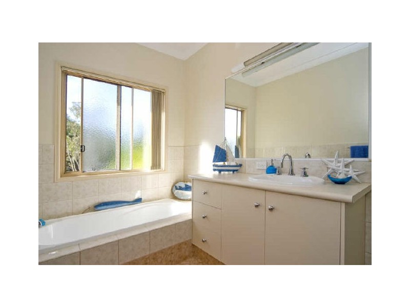 Hope Island QLD 4212