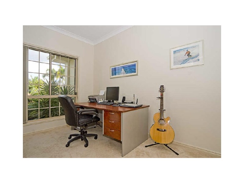 Hope Island QLD 4212