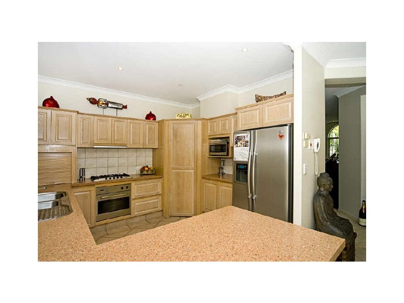 Hope Island QLD 4212