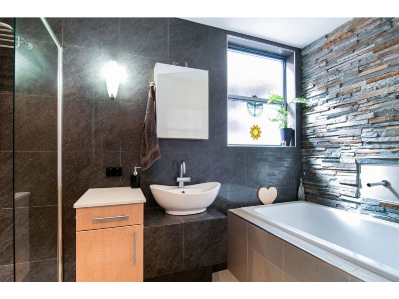 4/27-29 Madang Crescent, Runaway Bay QLD 4216