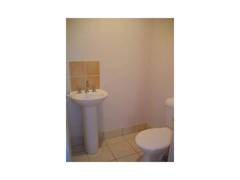 23/4 Bushmead Street, Nerang QLD 4211