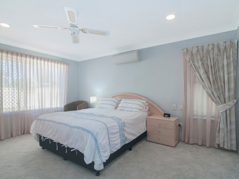 14 Carnegie Court, Coombabah QLD 4216