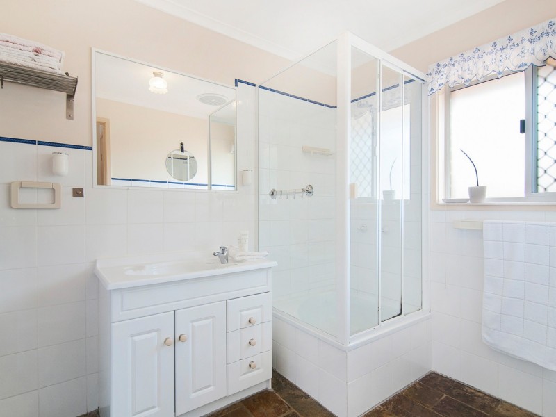 1/47 Milton Avenue, Paradise Point QLD 4216