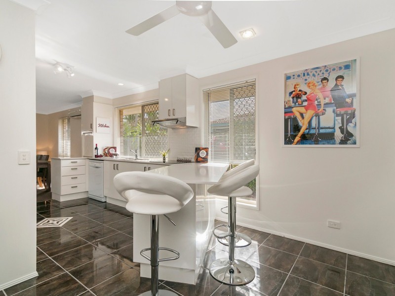 27 Numbat Court, Coombabah QLD 4216