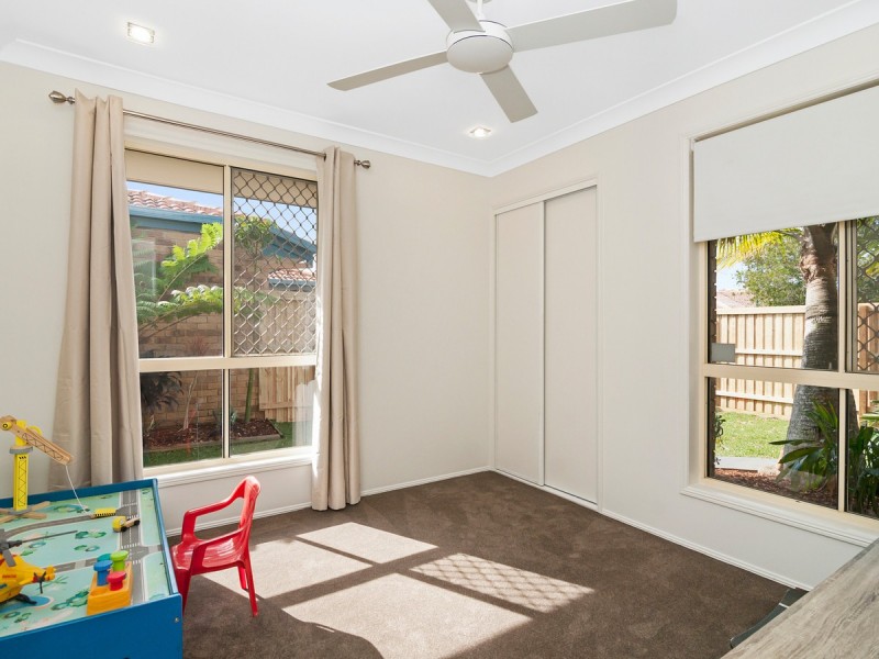 27 Numbat Court, Coombabah QLD 4216