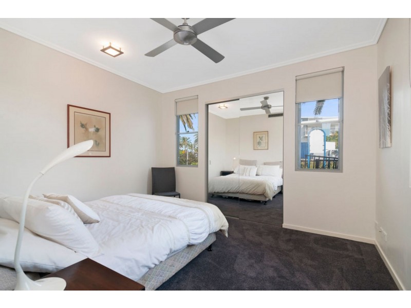 108 John Lund Drive, Hope Island QLD 4212