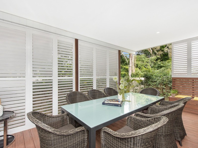 2/24 Drake Avenue, Paradise Point QLD 4216