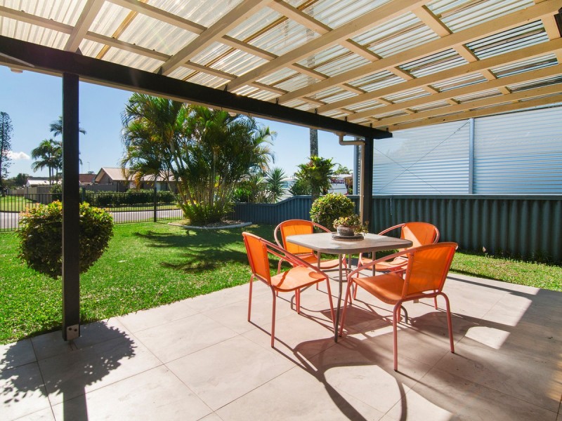 16 Menindee Avenue, Coombabah QLD 4216