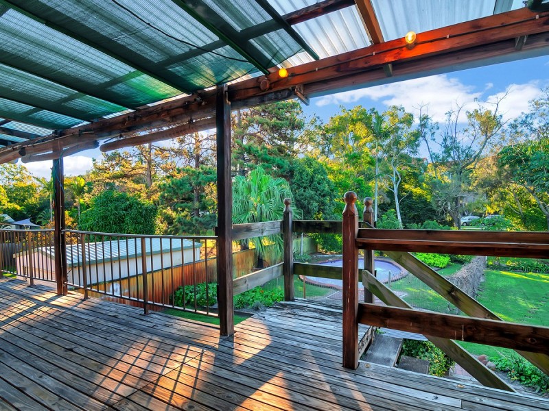 98 Sheehan Avenue, Hope Island QLD 4212