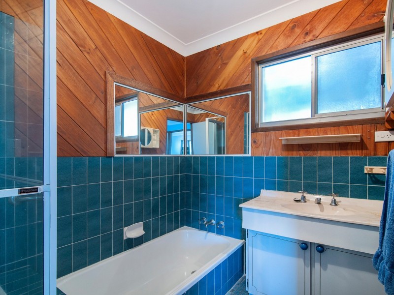 98 Sheehan Avenue, Hope Island QLD 4212