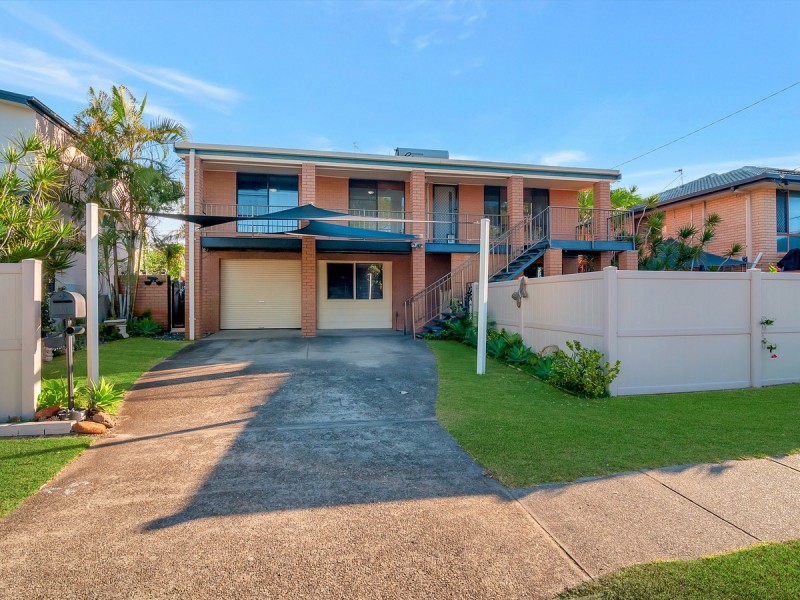 66 Hollywell Road, Biggera Waters QLD 4216