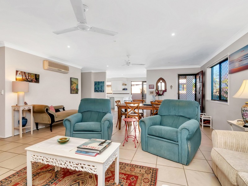 19 Matthew Flinders Drive, Hollywell QLD 4216