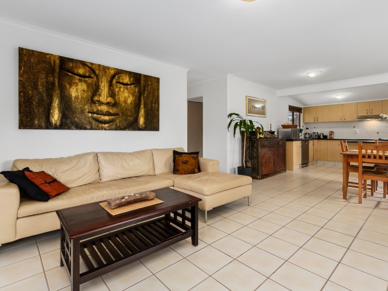 39 Nalkari Street, Coombabah QLD 4216