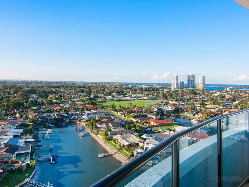 11301/5 Harbour Side Court, Biggera Waters QLD 4216
