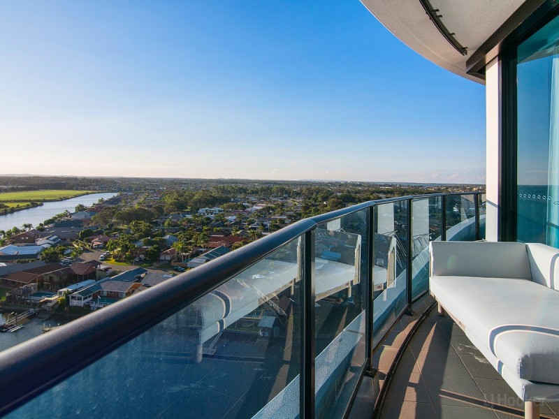 11301/5 Harbour Side Court, Biggera Waters QLD 4216