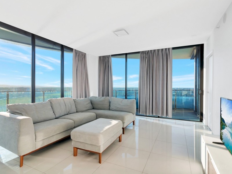 11301/5 Harbour Side Court, Biggera Waters QLD 4216