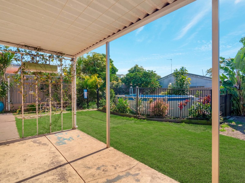 13 Swallow Avenue, Paradise Point QLD 4216