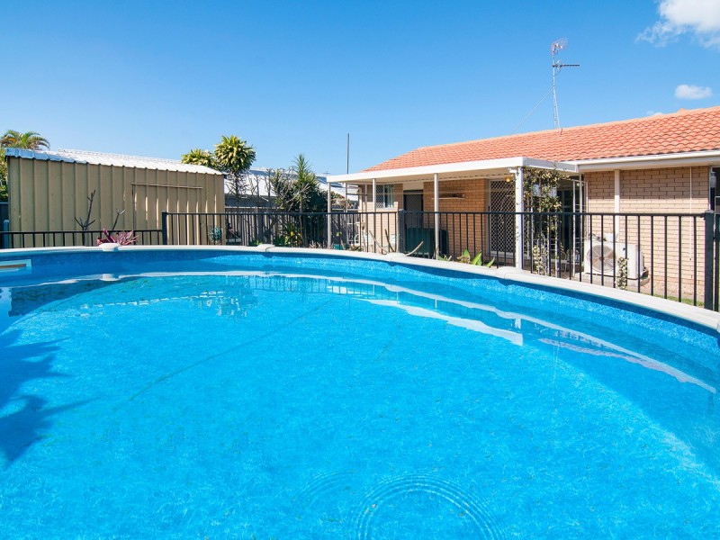 13 Swallow Avenue, Paradise Point QLD 4216