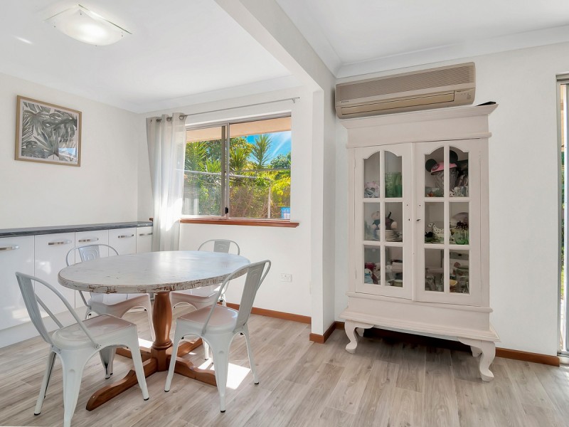 13 Swallow Avenue, Paradise Point QLD 4216