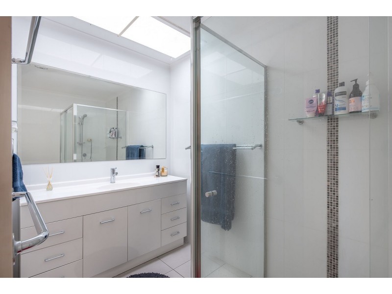 5/10 Woodgate Place, Paradise Point QLD 4216