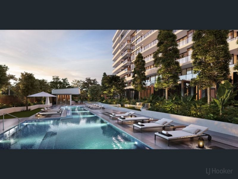 1 Grant Avenue, Hope Island QLD 4212