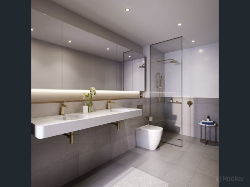 1 Grant Avenue, Hope Island QLD 4212