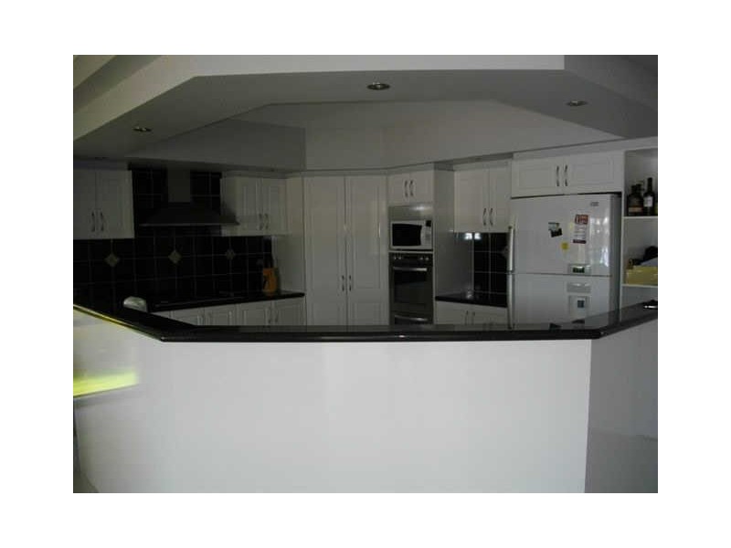 33 Parkwater Terrace, Monterey Keys QLD 4212