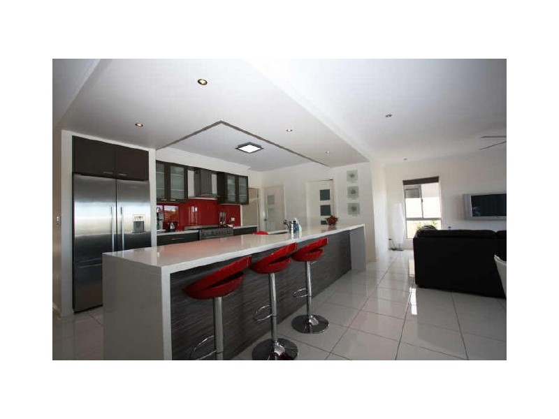 Hope Island QLD 4212