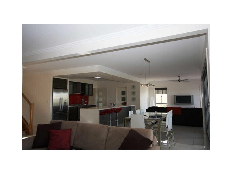 Hope Island QLD 4212