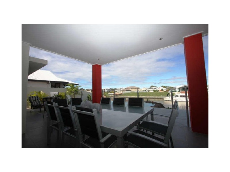 Hope Island QLD 4212