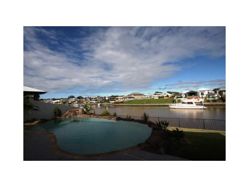 Hope Island QLD 4212