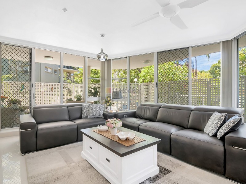 4/15 Brighton Street, Biggera Waters QLD 4216