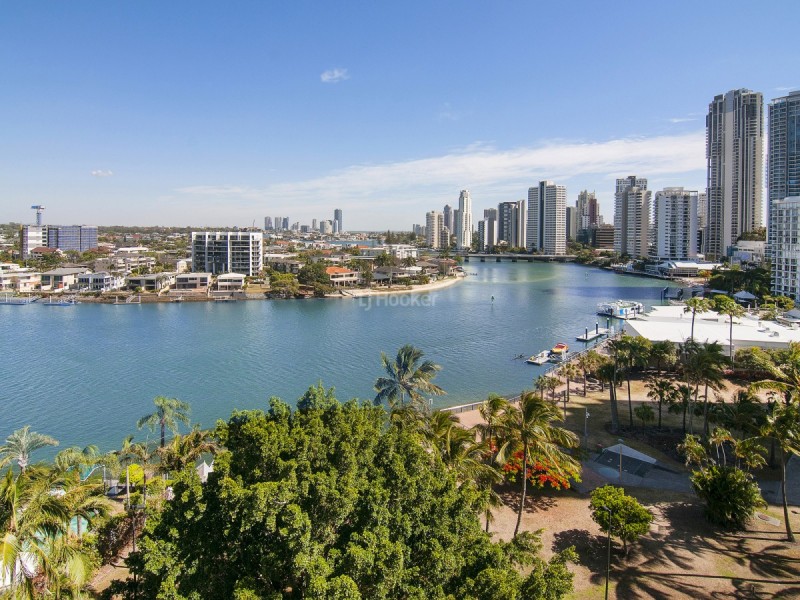 102/40 Watson Esplanade, Surfers Paradise QLD 4217