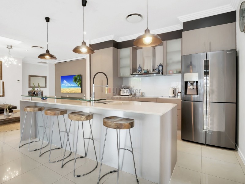 20 Rainbow Circuit, Coomera Waters QLD 4209