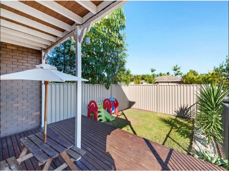 2/3 Brady Drive, Coombabah QLD 4216
