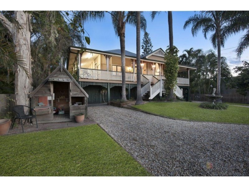 9 Dunnes Avenue, Hope Island QLD 4212