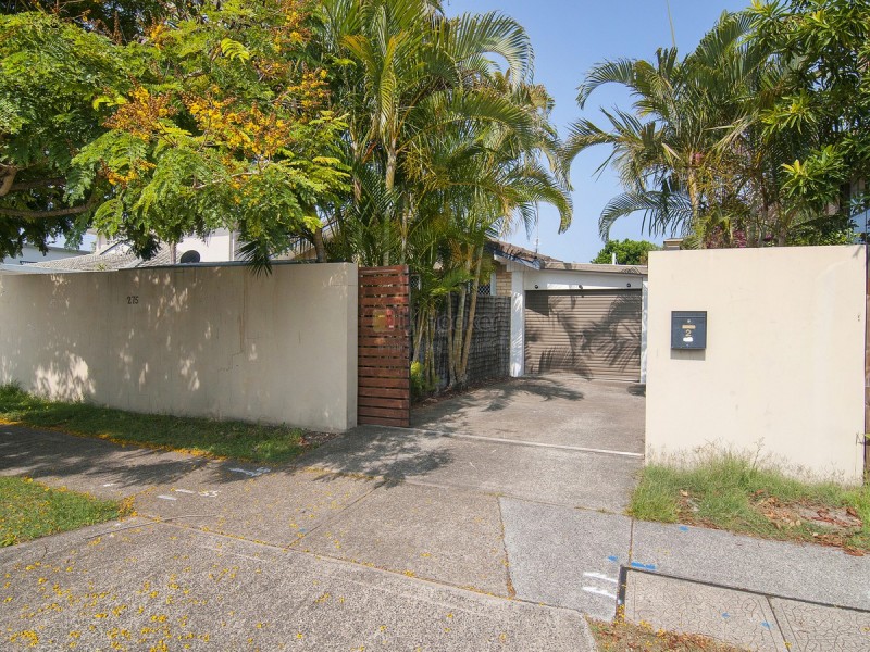 2/275 Bayview Street, Hollywell QLD 4216