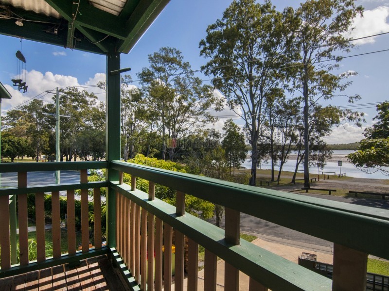 61 The Esplanade, Coombabah QLD 4216