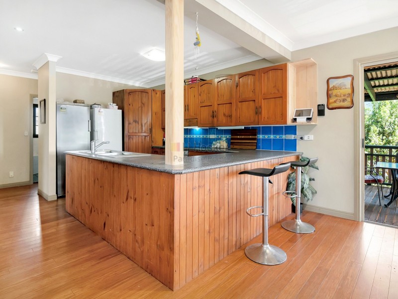 61 The Esplanade, Coombabah QLD 4216