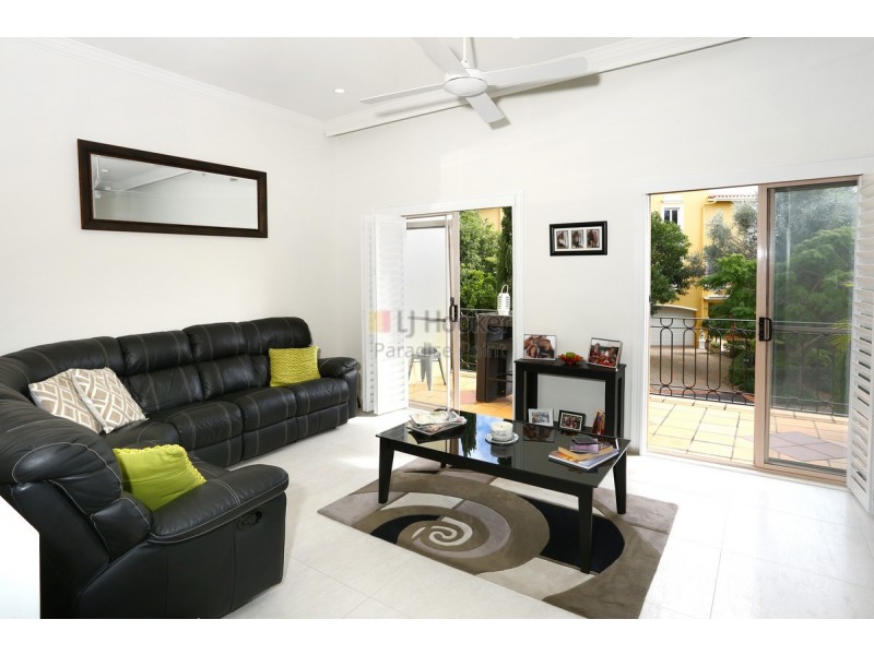 4/14 Pendraat Parade, Hope Island QLD 4212