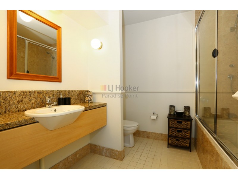 4/14 Pendraat Parade, Hope Island QLD 4212