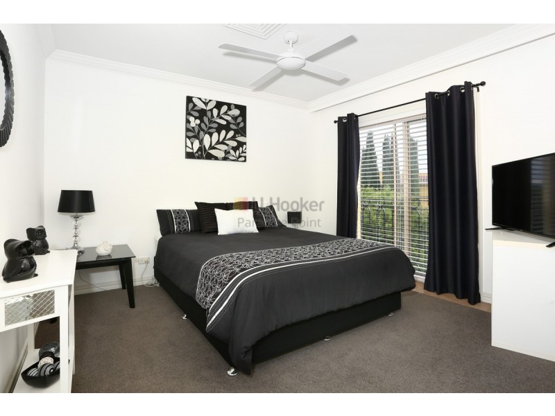 4/14 Pendraat Parade, Hope Island QLD 4212