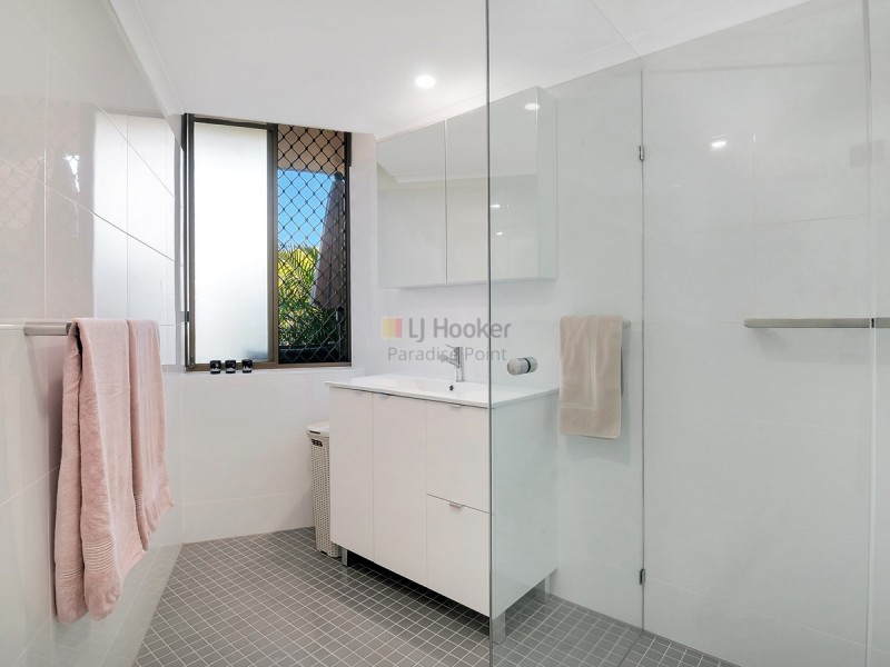 6/8 Paradise Parade, Paradise Point QLD 4216