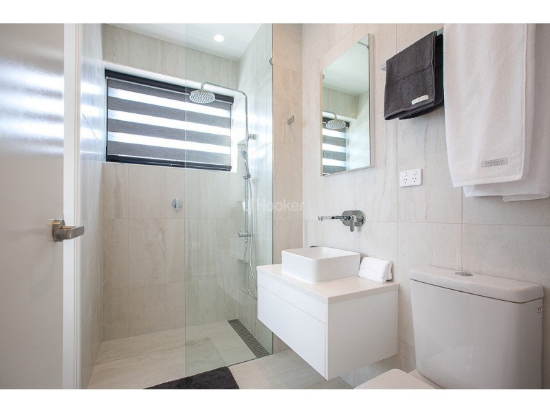 502 Marine Parade, Biggera Waters QLD 4216