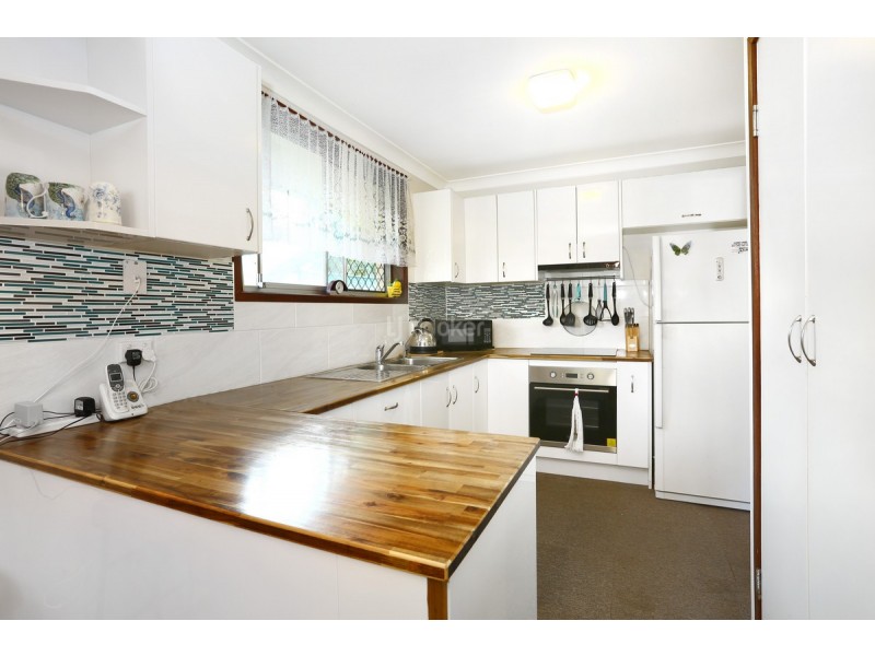 14 Nalkari Street, Coombabah QLD 4216